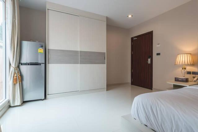 Parkview Ratchaprarop Hotel Bangkok Buitenkant foto