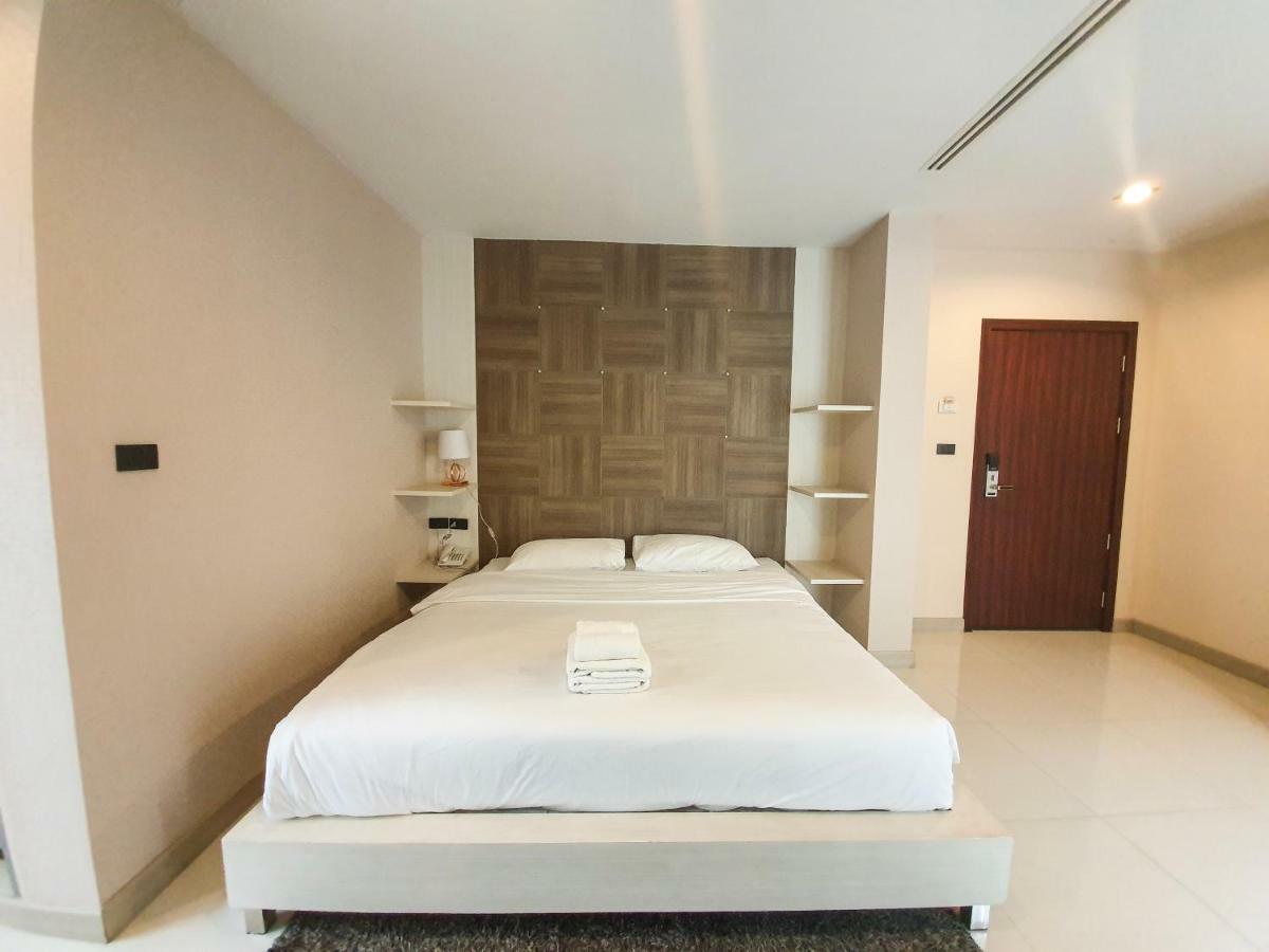 Parkview Ratchaprarop Hotel Bangkok Buitenkant foto
