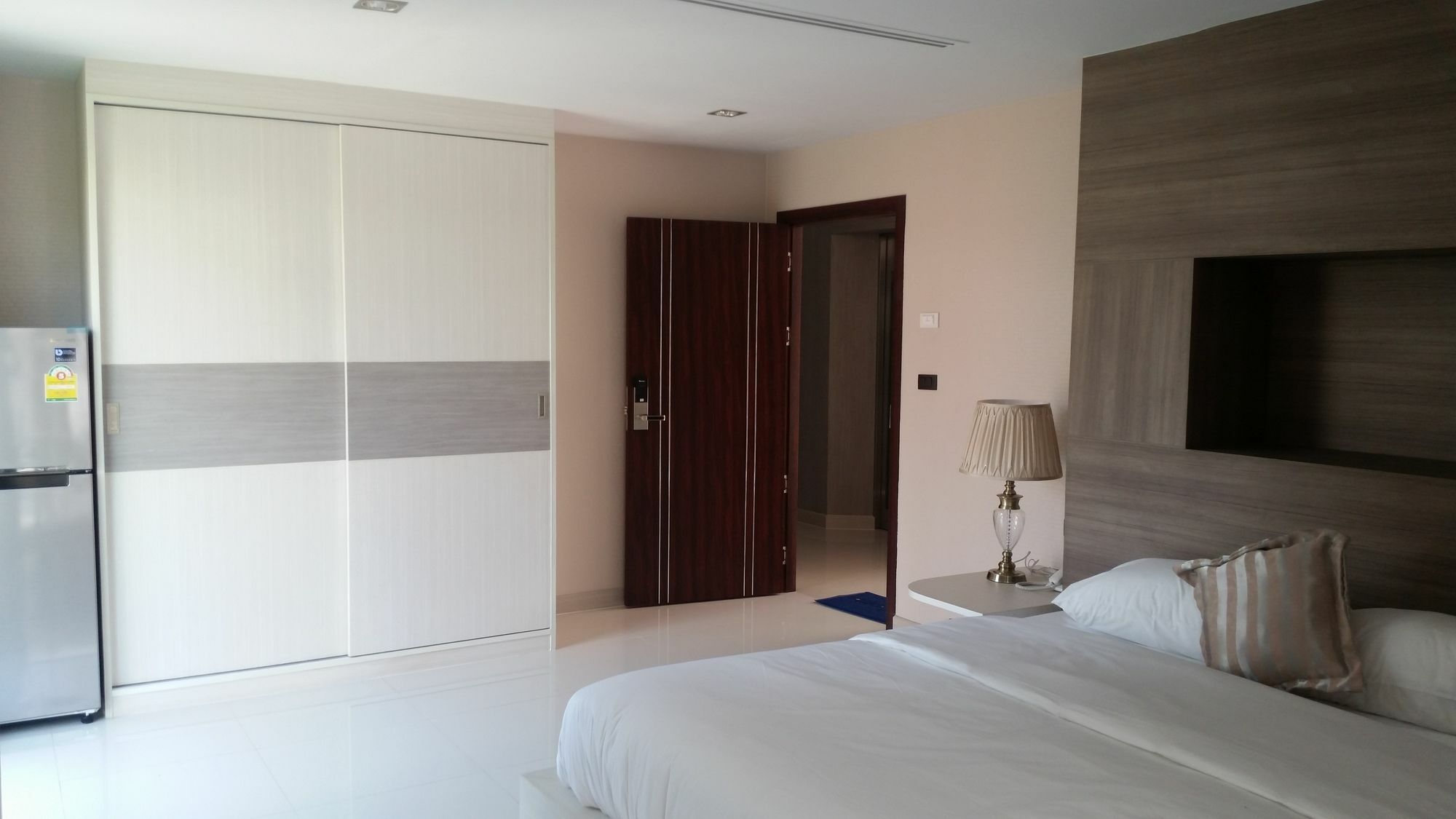 Parkview Ratchaprarop Hotel Bangkok Buitenkant foto